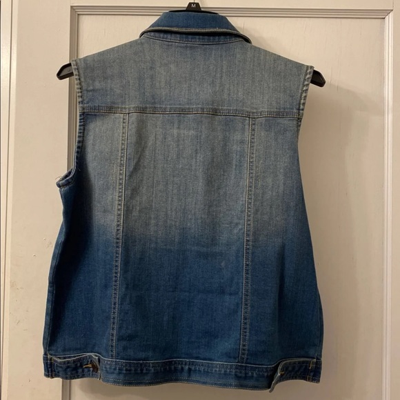 Wrangler Denim Vest NWT - Picture 5 of 5